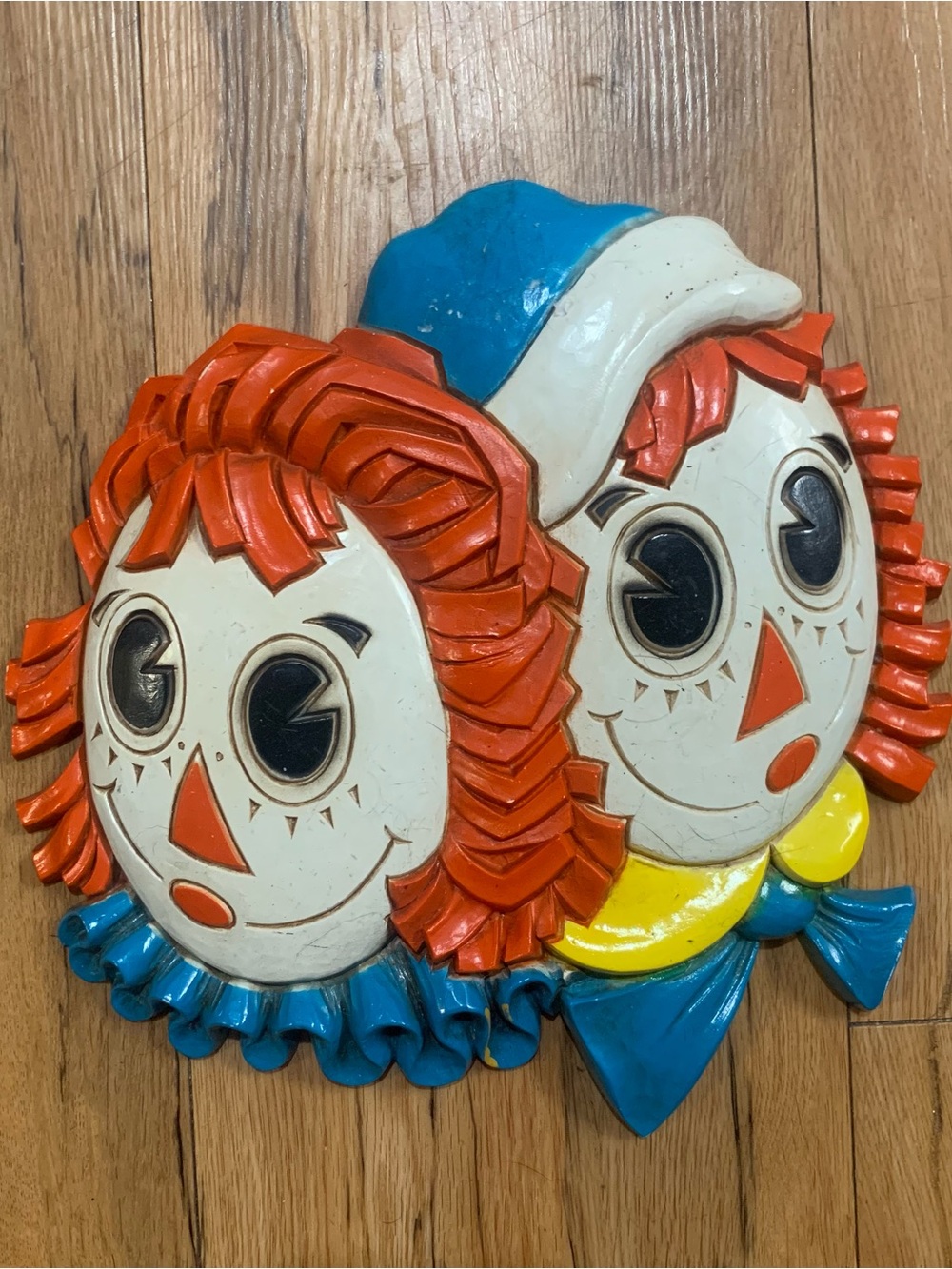 Vintage raggedy Ann & Andy wall decor